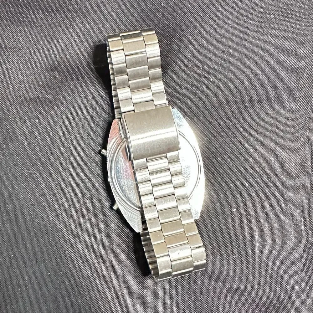 Vintage Medana Retro 80s Men’s Silver Tone and Blue Digital Watch